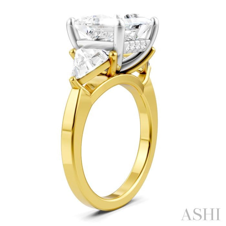 1 1/10 Ctw Princess Shape Trillion Cut & Round Cut Diamond Semi-Mount Engagement Ring in 14K Yellow and White Gold