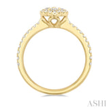1/2 Ctw Clover Round Cut Diamond Fashion Ring in 14K Yellow Gold