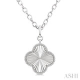 1/10 Ctw Clover Fluted Medallion Round Cut Diamond Pirouette Pendant With Chain in Sterling Silver