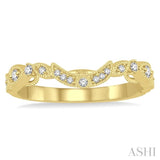 1/6 ctw Round Cut Diamond Wedding Band in 14K Yellow Gold