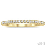 1/6 ctw Round Cut Diamond Wedding Band in 14K Yellow Gold