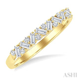 1/3 Ctw Zig Zag Scatter Baguette and Round Cut Diamond Fashion Band in 14K Yellow Gold