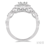 5/8 Ctw Intricate lattice Baguette and Round Cut Diamond Ring in 14K White Gold