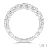 2 Ctw Lattice Round Cut Diamond Wedding Band in 14K White Gold