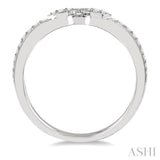 1/6 Ctw Tri Arc Center Round Cut Diamond Wedding Band in 14K White Gold