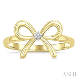 1/50 Ctw Bow Round Cut Diamond Fashion Ring in Yellow Gold Vermeil