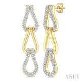 1/10 Ctw Round Cut Diamond Bold Knot Link Fashion Earrings in Yellow Gold Vermeil