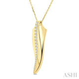 1/3 Ctw Flame Curve Round Cut Diamond Fashion Pendant in 14K Yellow Gold