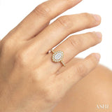 1/3 Ctw Oval Lattice Lovebright Round Cut Diamond Ladies Ring in 14K Yellow and White Gold