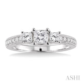 3/4 ctw Diamond Engagement Ring with 1/3 Ct Princess Cut Center Stone in 14K White Gold