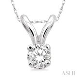 1/10 Ctw Round Cut Diamond Solitaire Pendant in 14K White Gold with Chain