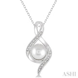 7x7 MM Round Shape Cultured Pearl and 1/20 Ctw Round Cut Diamond Pendant in Sterling Silver with Chain