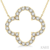 3/4 Ctw Clover Round Cut Diamond Pendant With Chain in 14K Yellow Gold