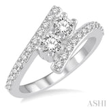 3/4 Ctw Twin Center Stone Parallel Split Shank Round Cut Diamond 2Stone Ring in 14K White Gold