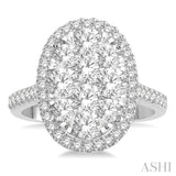Oval Shape Lovebright Essential Diamond Ring