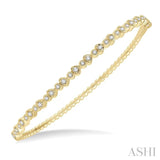 1/2 Ctw Round & Heart Shape Mount Stackable Diamond Bangle in 14K Yellow Gold
