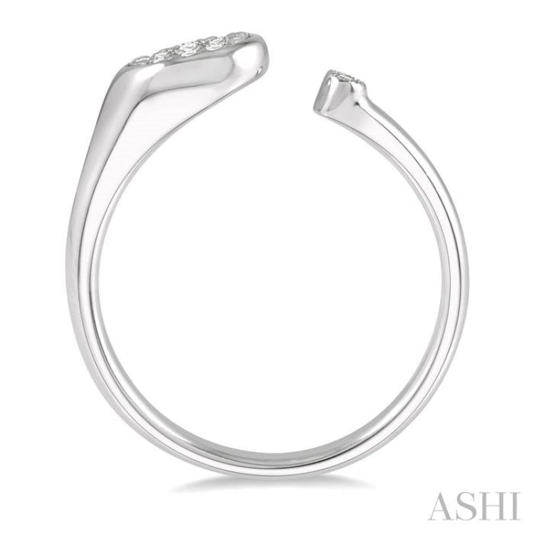Oval Shape Lovebright Open Light Weight Diamond Fashion Ring