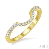 1/8 ctw Curved Center Round Cut Diamond Wedding Band in 14K Yellow Gold